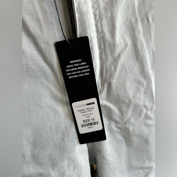 NWT Fashion Nova Plus Size Light Grey Wide Leg Pants size 1X - Picture 9 of 10